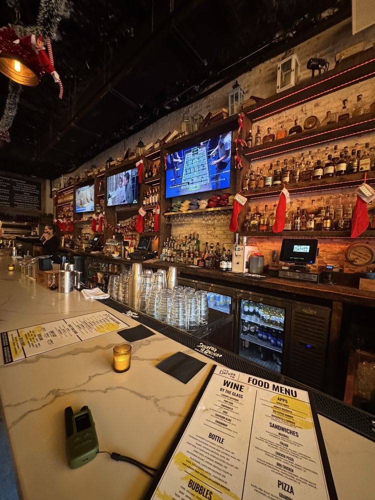 123 Datura Bar & Kitchen