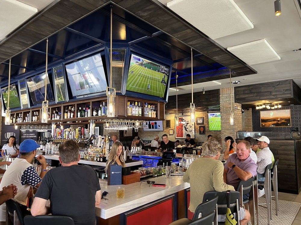 American Social Bar & Kitchen happy hour in Boca Raton