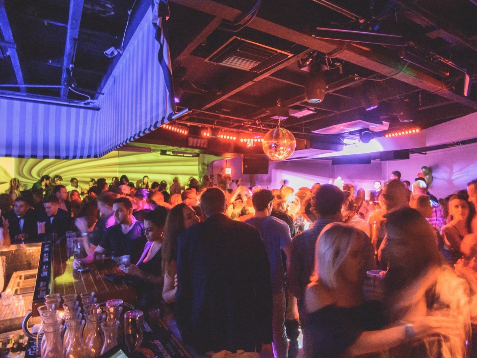 Camelot West Palm Beach nightclub and late-night crowd