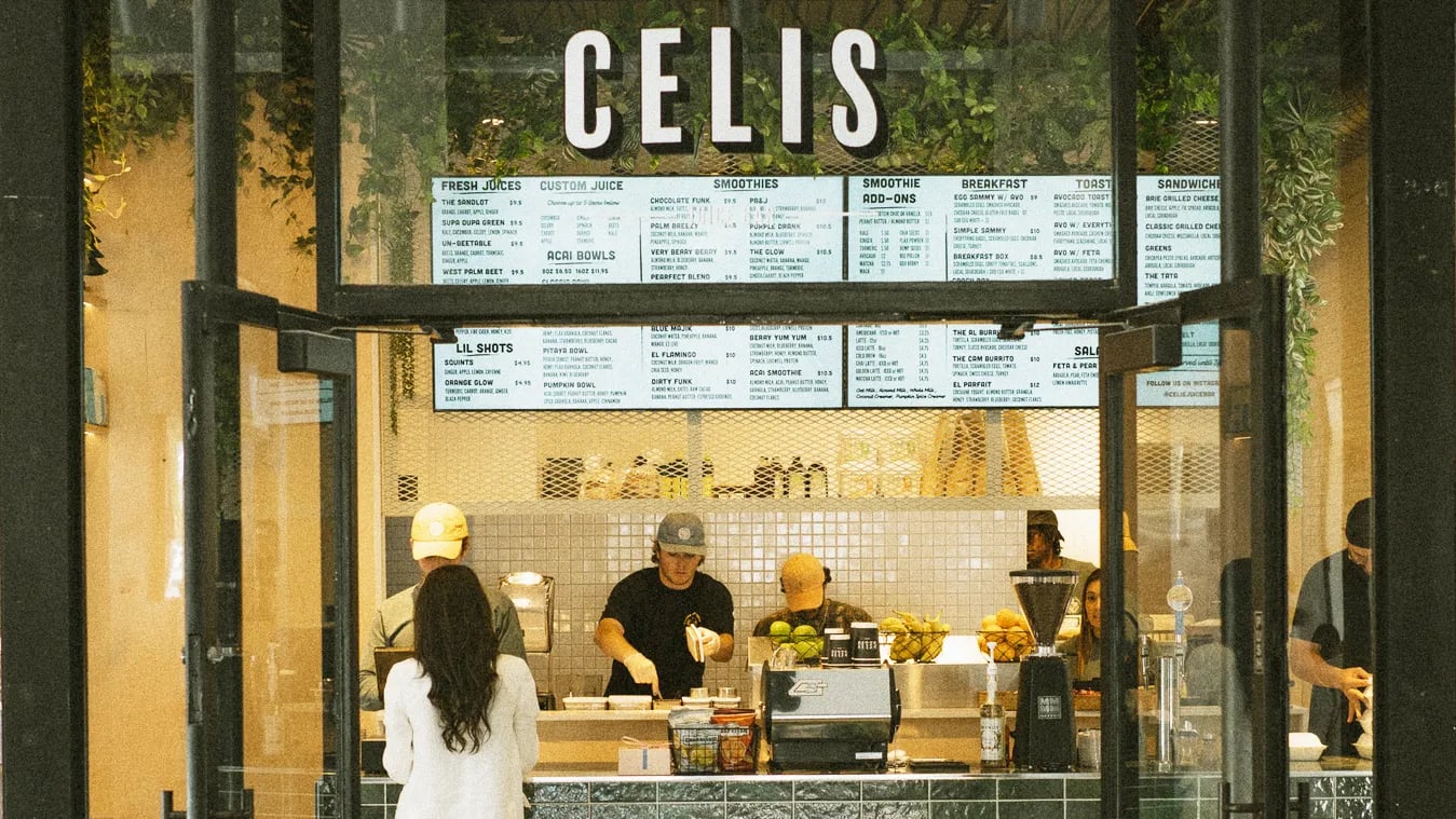 Celis Juice Bar — fresh juices and smoothie bowls on Royal Poinciana Way, Palm Beach
